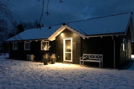 Hus i Vinterdragt