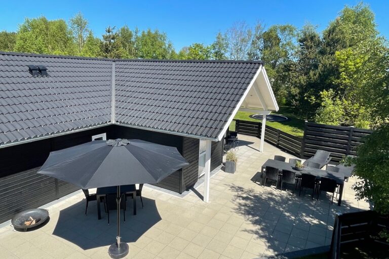 87 m² lukket terrasse